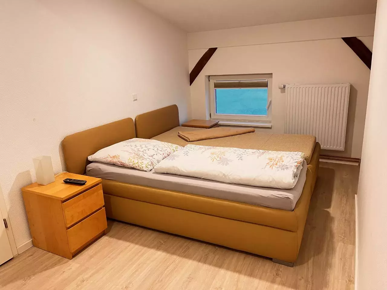 Schlafzimmer Obergeschoss mit trennbaren Betten
